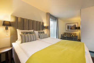 Copyright: : Tord-Erik Andresen, Hotellfoto.no, +4798826280, post@hotellfoto.no Scandic Bakklandet, Trondheim,, superior extra room, bed